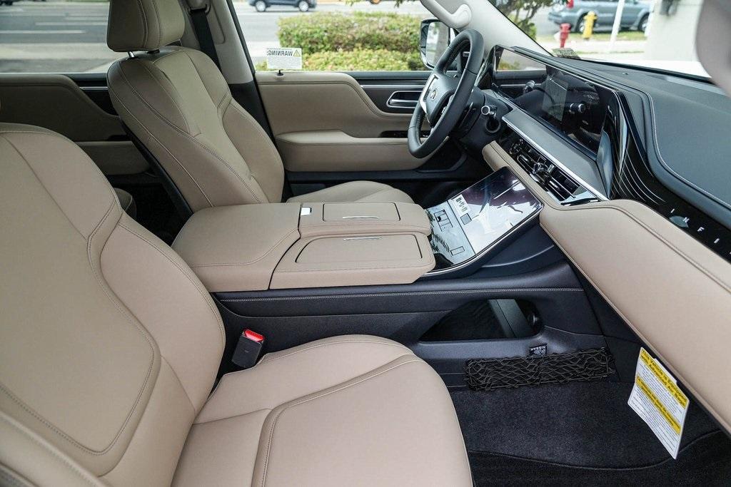 new 2026 INFINITI QX80 car, priced at $87,700