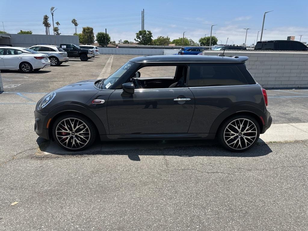 used 2020 MINI Hardtop car, priced at $26,987