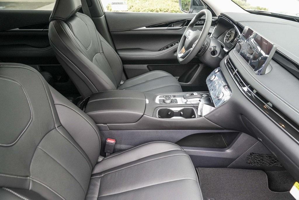 new 2025 INFINITI QX60 car, priced at $52,375