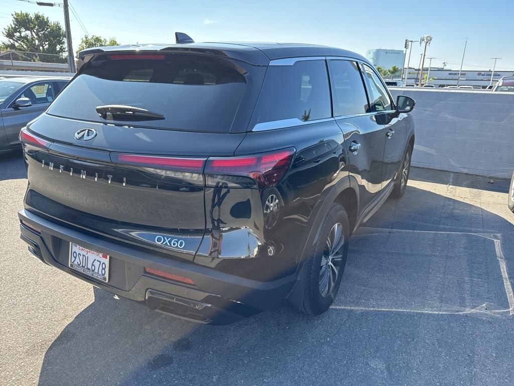 used 2025 INFINITI QX60 car, priced at $40,987