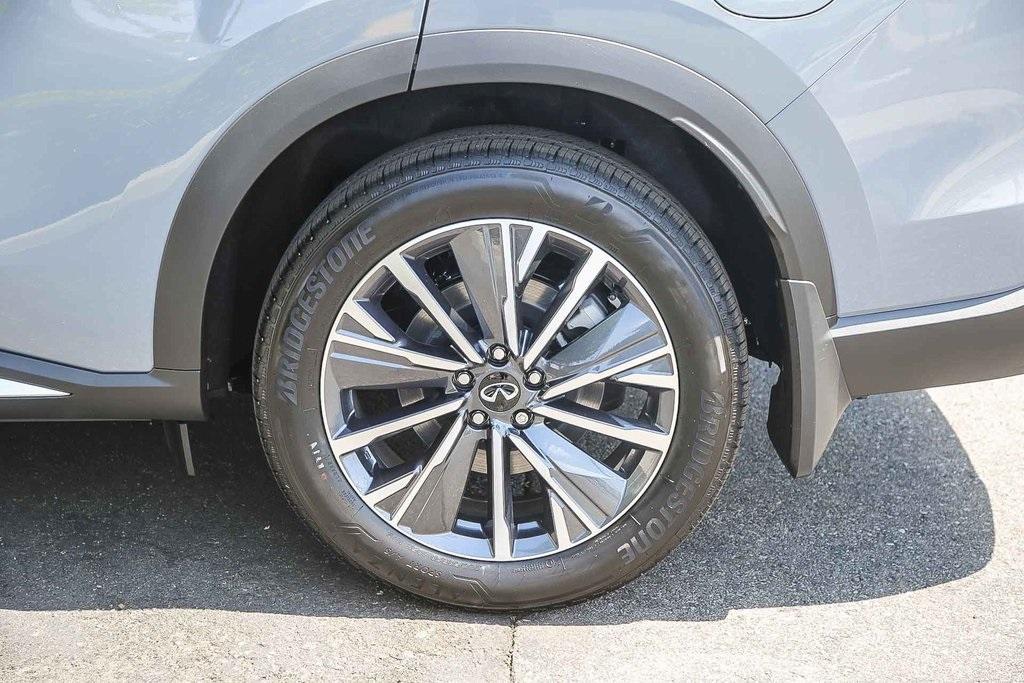 new 2026 INFINITI QX60 car, priced at $60,185