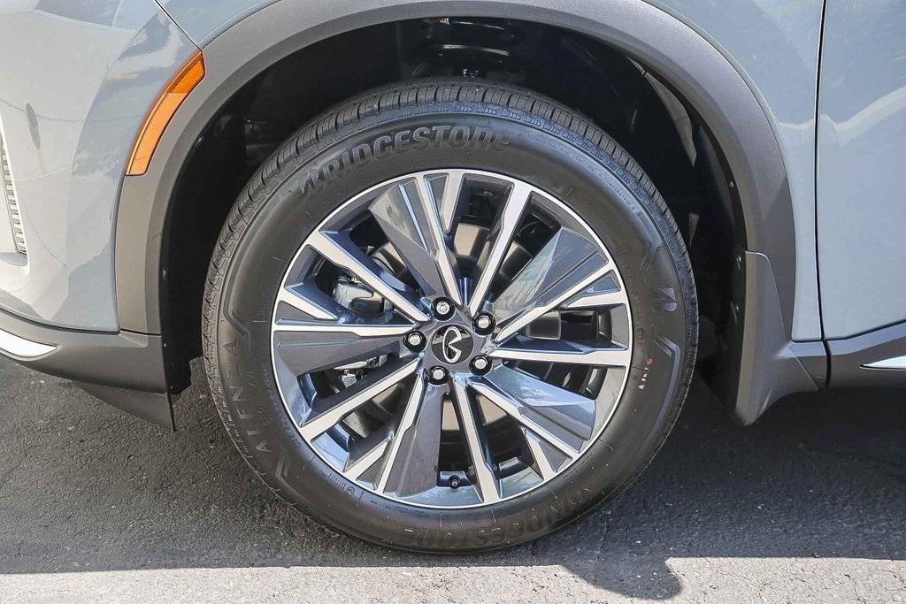 new 2026 INFINITI QX60 car, priced at $60,185