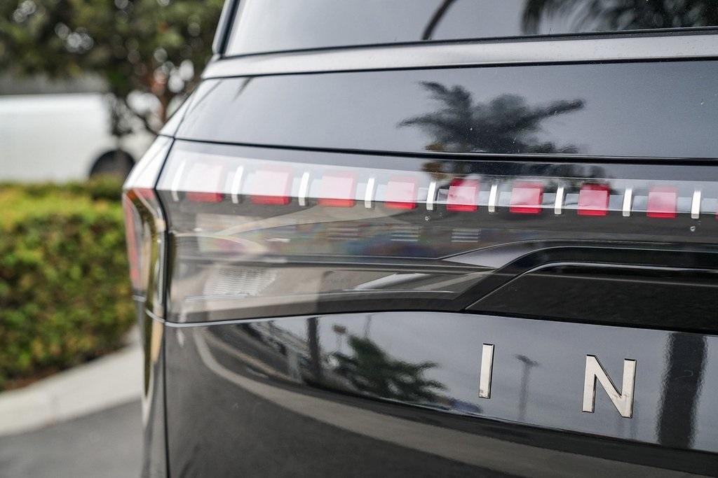 new 2026 INFINITI QX80 car, priced at $106,320