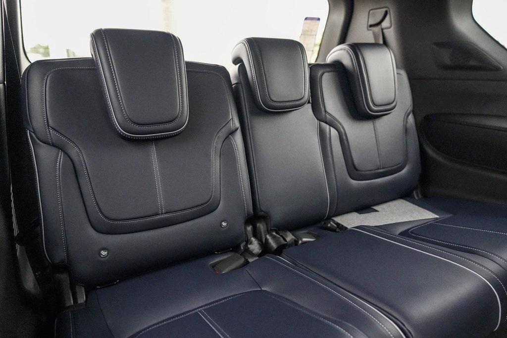 new 2026 INFINITI QX80 car, priced at $106,320