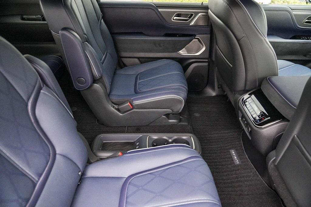 new 2026 INFINITI QX80 car, priced at $106,320