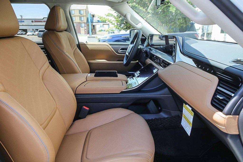 new 2026 INFINITI QX80 car, priced at $98,480