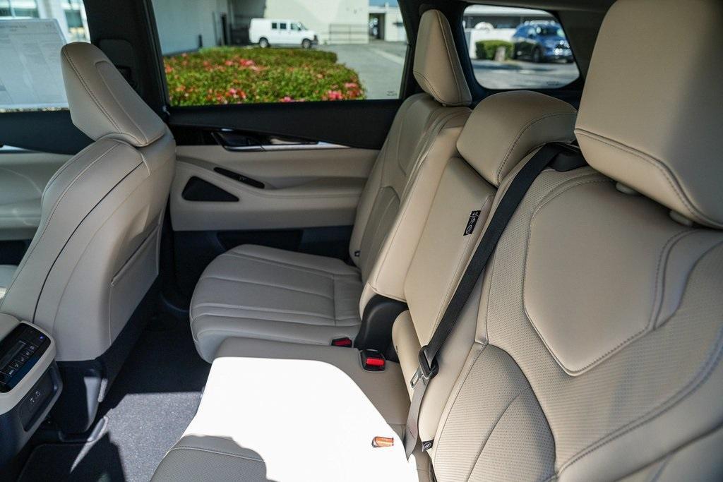 new 2025 INFINITI QX60 car, priced at $52,480