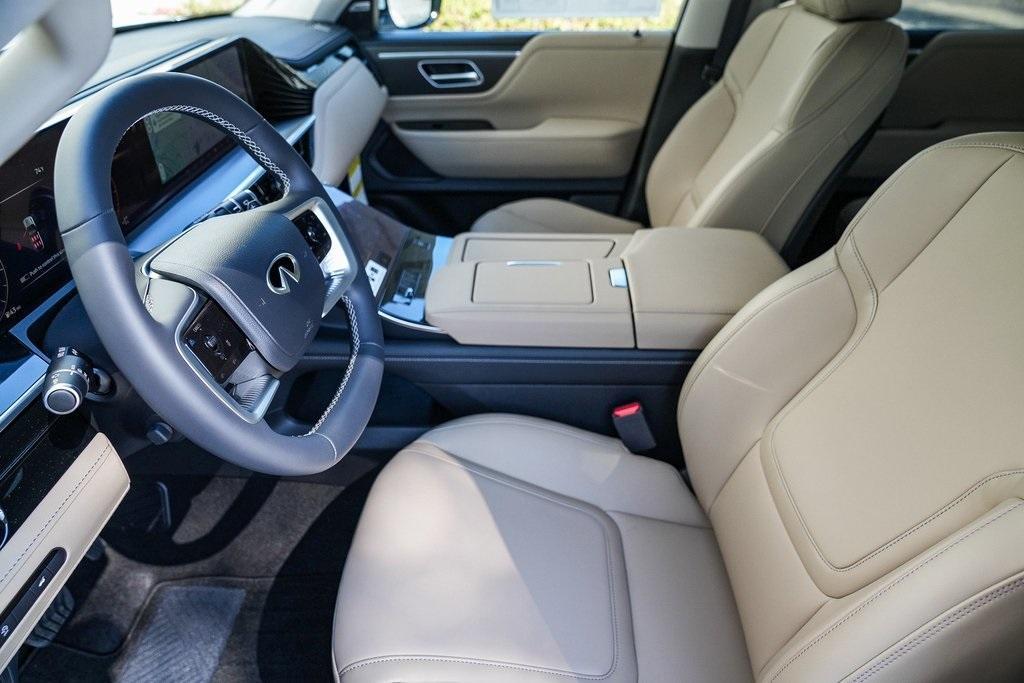 new 2026 INFINITI QX80 car, priced at $90,800