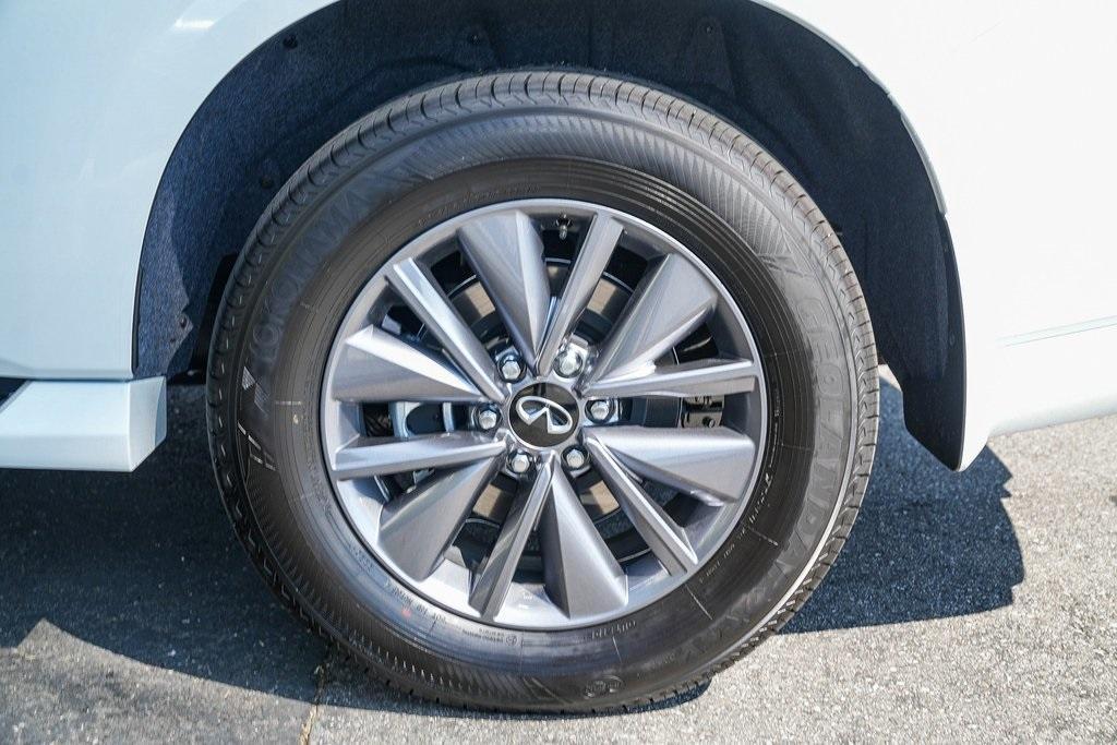 new 2026 INFINITI QX80 car, priced at $90,800