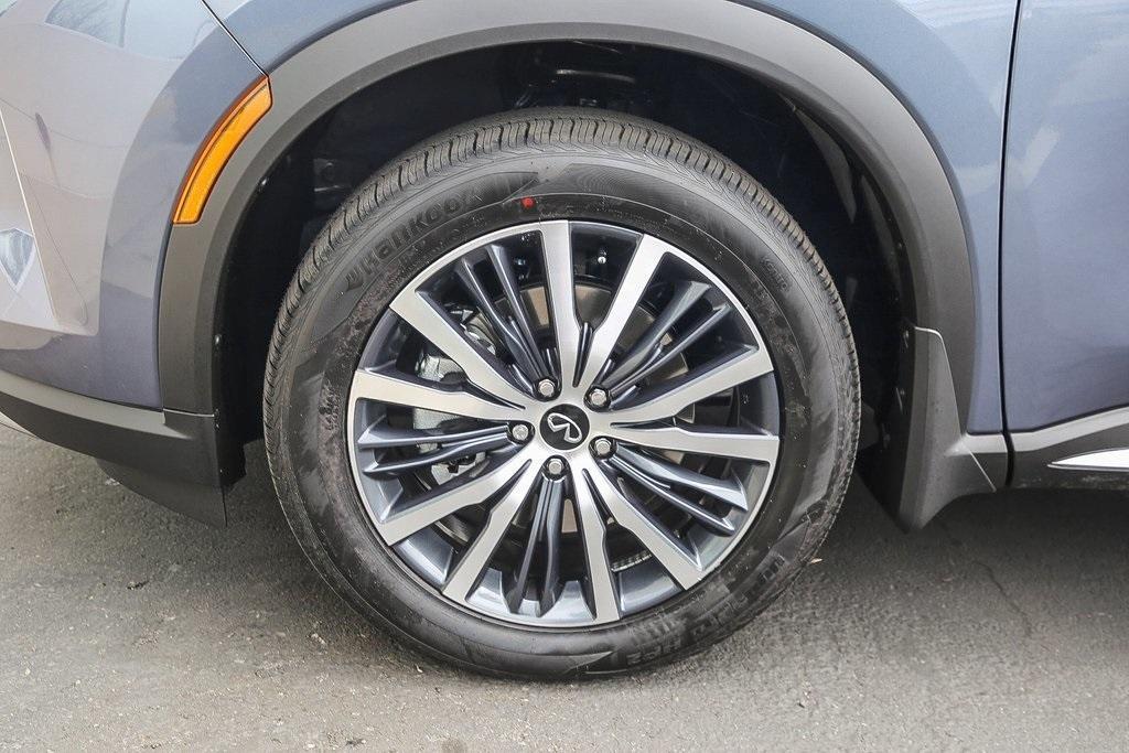 new 2025 INFINITI QX60 car, priced at $63,910