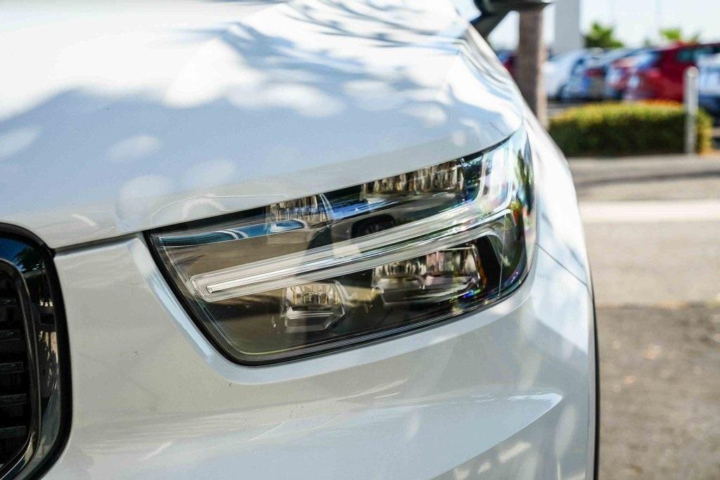 used 2022 Volvo XC40 car, priced at $28,387