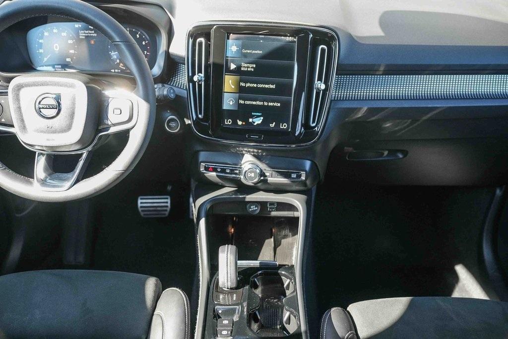 used 2022 Volvo XC40 car, priced at $28,387