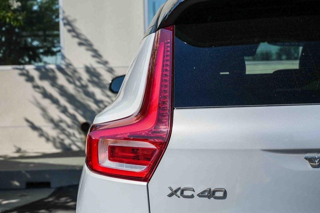 used 2022 Volvo XC40 car, priced at $28,387