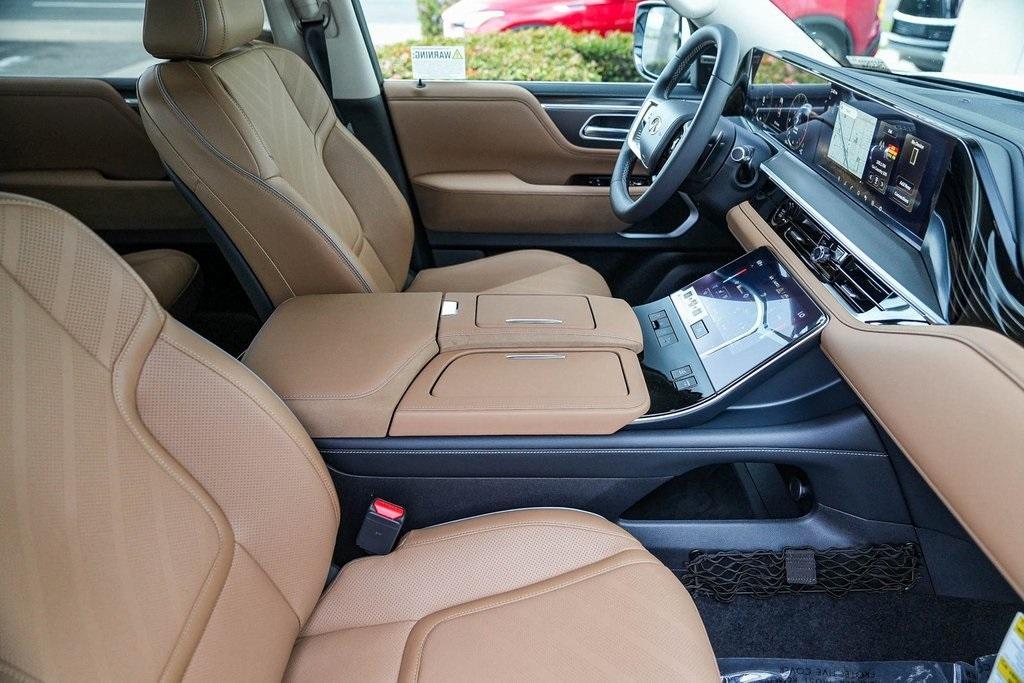 new 2026 INFINITI QX80 car, priced at $98,480