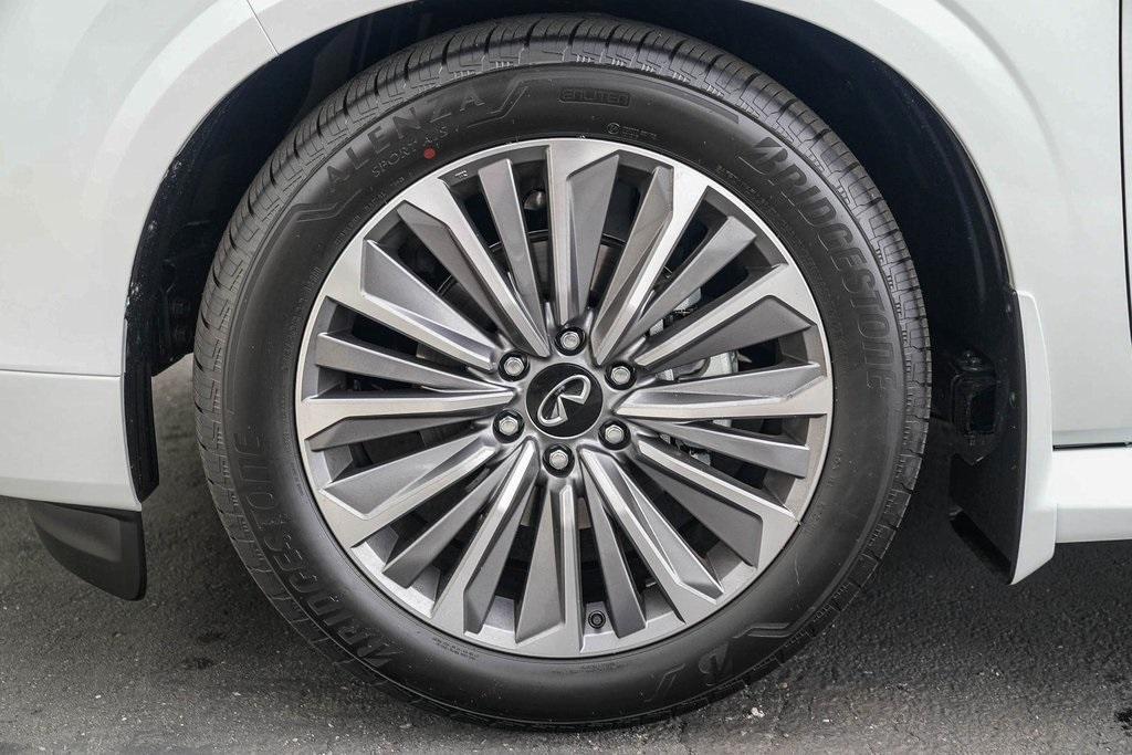 new 2026 INFINITI QX80 car, priced at $98,480