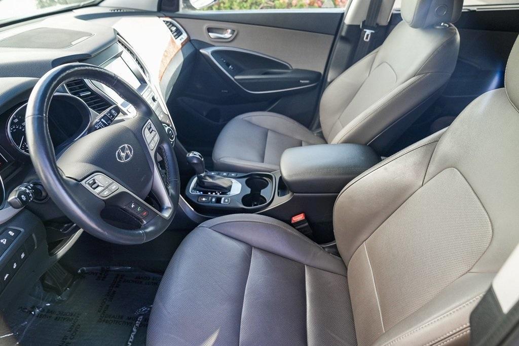 used 2019 Hyundai Santa Fe XL car, priced at $25,588