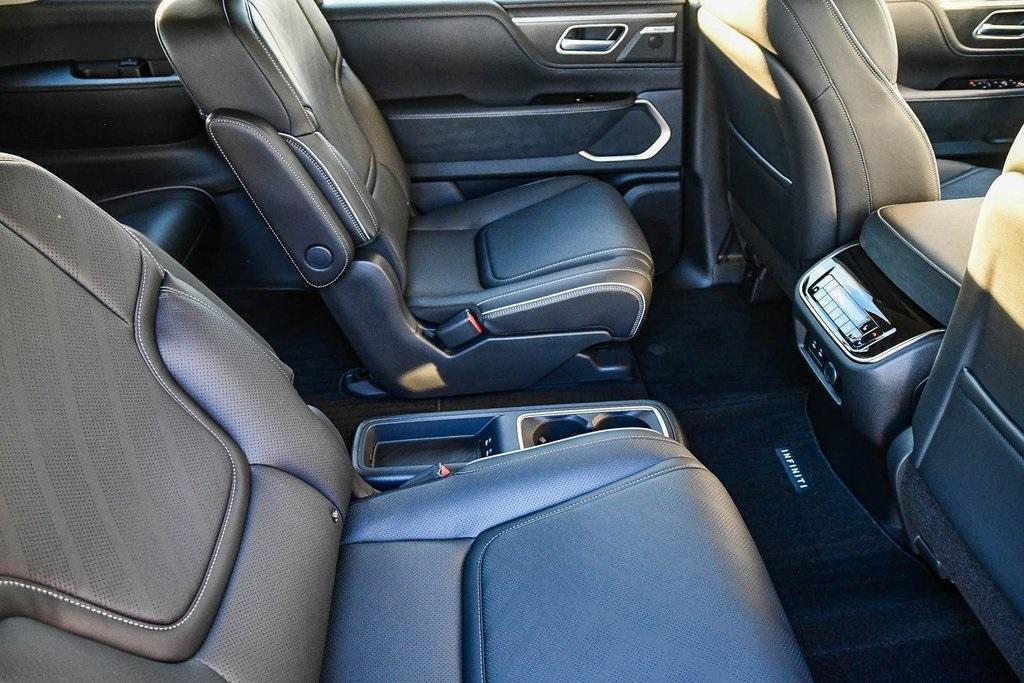 new 2026 INFINITI QX80 car, priced at $97,580