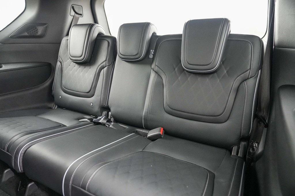 new 2025 INFINITI QX80 car, priced at $112,590