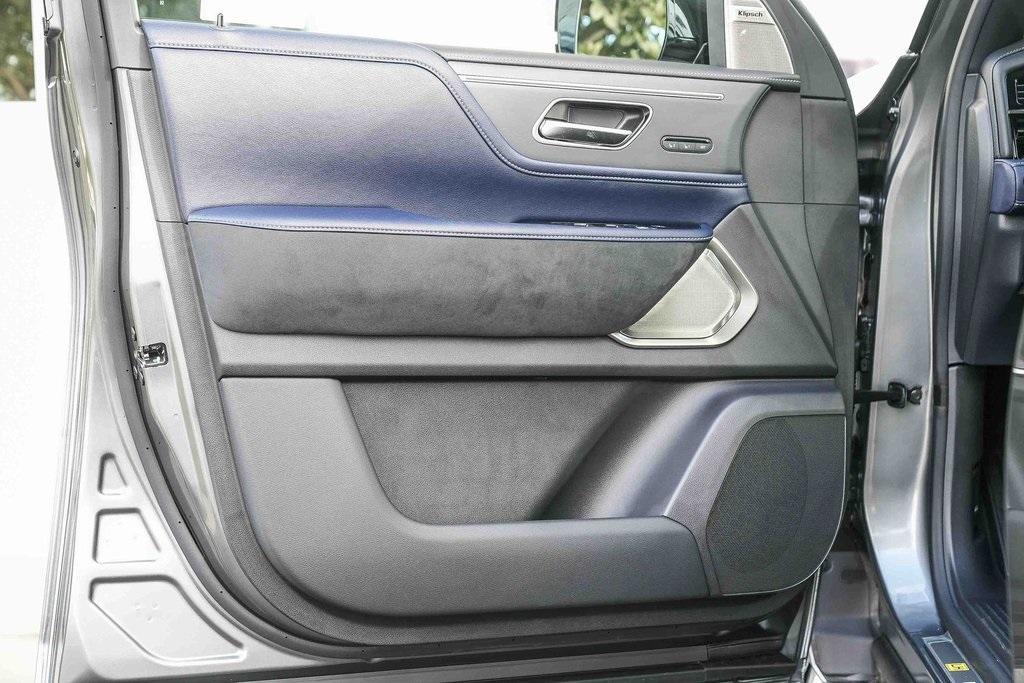 new 2026 INFINITI QX80 car, priced at $106,320