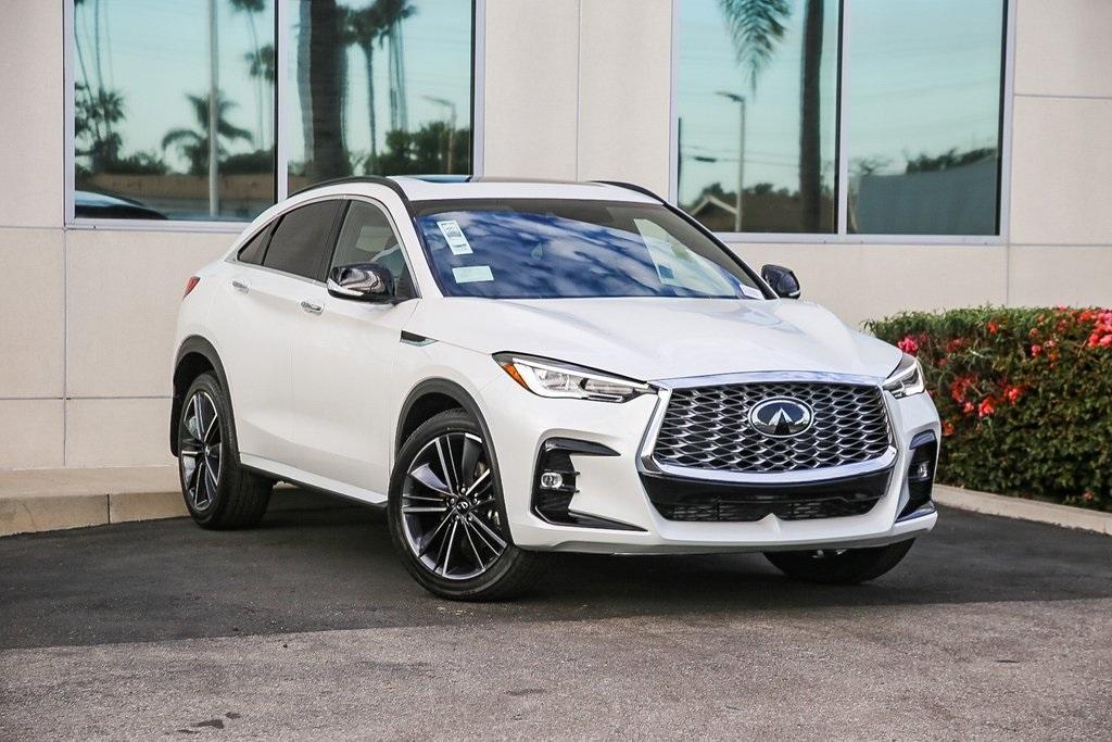 new 2025 INFINITI QX55 car, priced at $52,985
