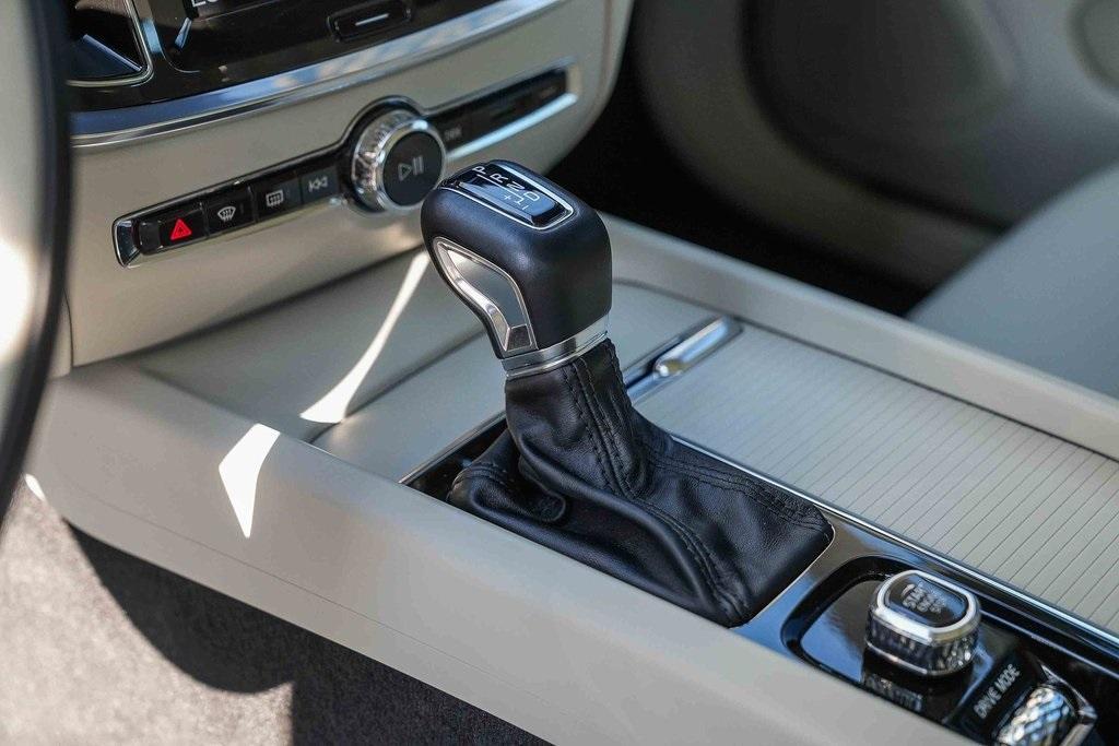 used 2020 Volvo V60 car, priced at $27,888