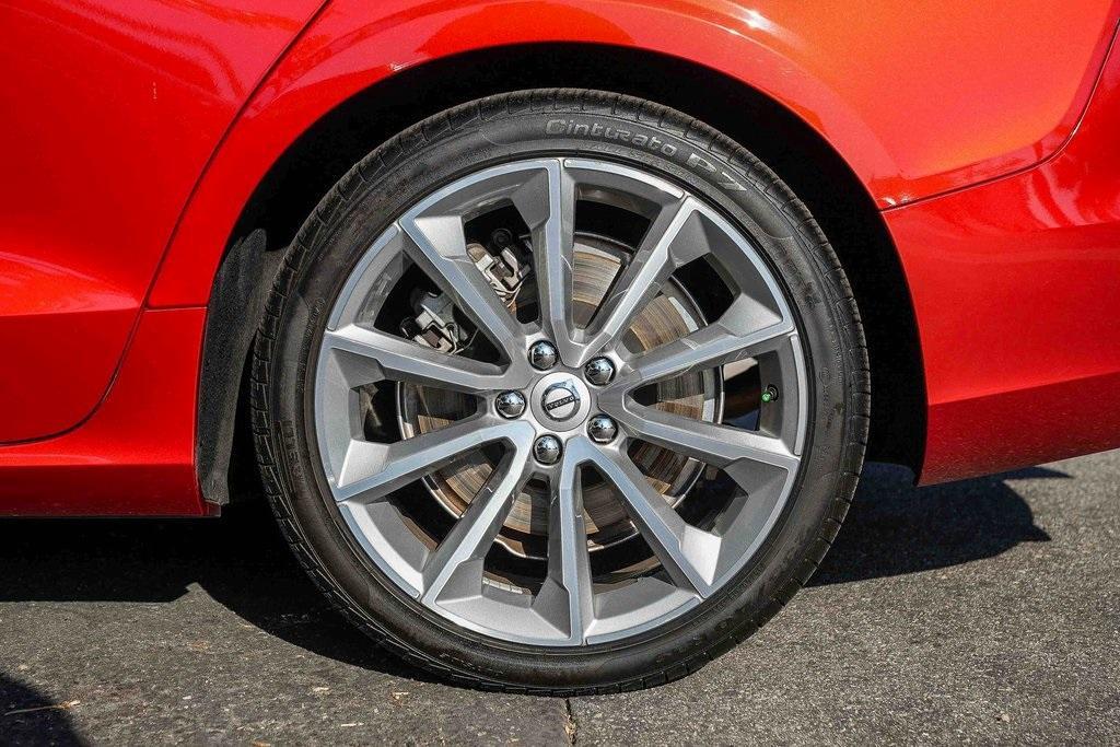 used 2020 Volvo V60 car, priced at $27,888