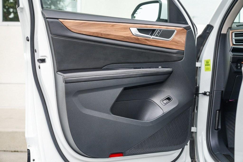 used 2024 Volkswagen Atlas car, priced at $29,466