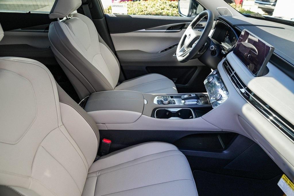 new 2026 INFINITI QX60 car, priced at $61,690