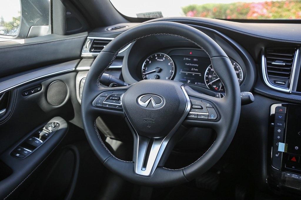 new 2025 INFINITI QX55 car, priced at $52,085