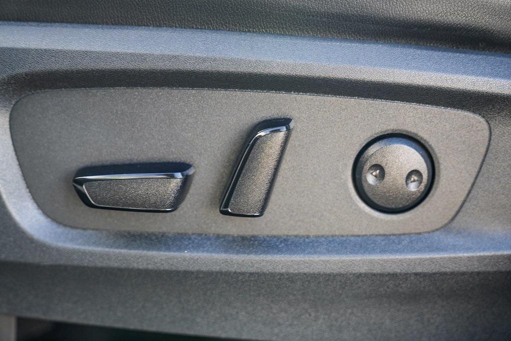 used 2022 Nissan Pathfinder car, priced at $26,500