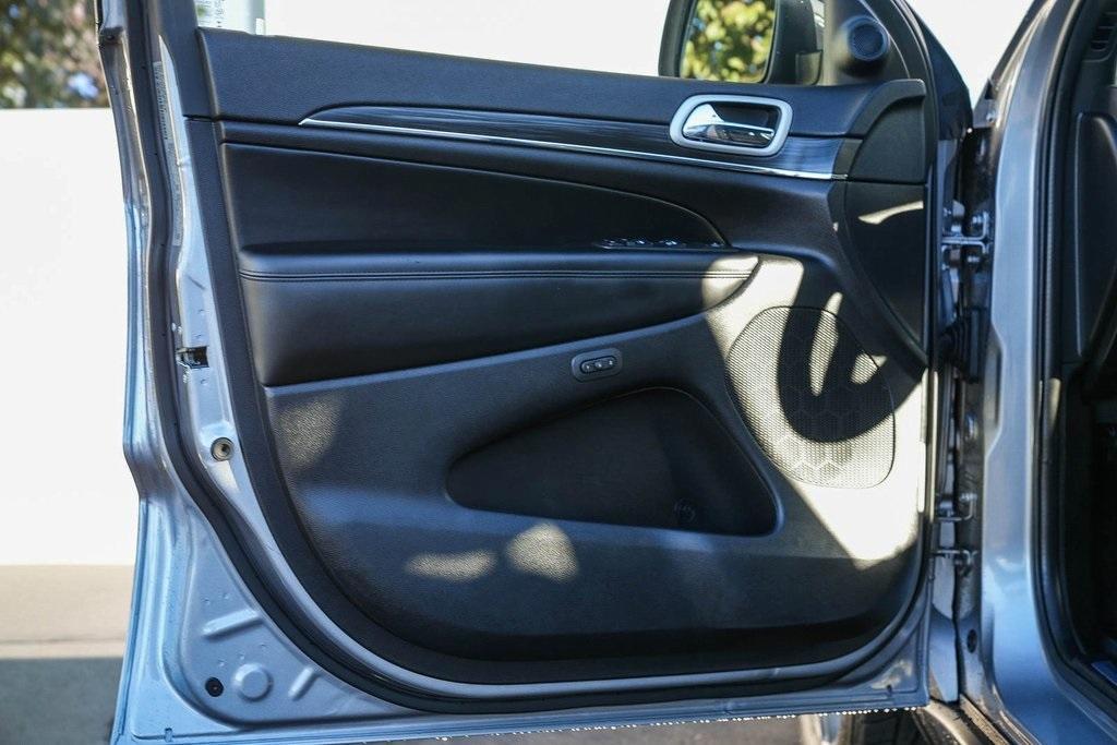 used 2021 Jeep Grand Cherokee car, priced at $22,500