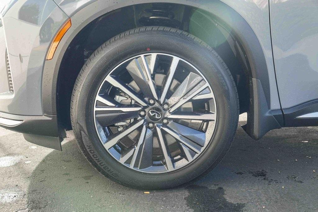 new 2026 INFINITI QX60 car, priced at $61,690