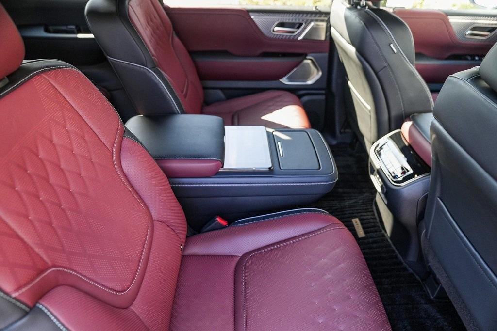 new 2025 INFINITI QX80 car, priced at $112,590