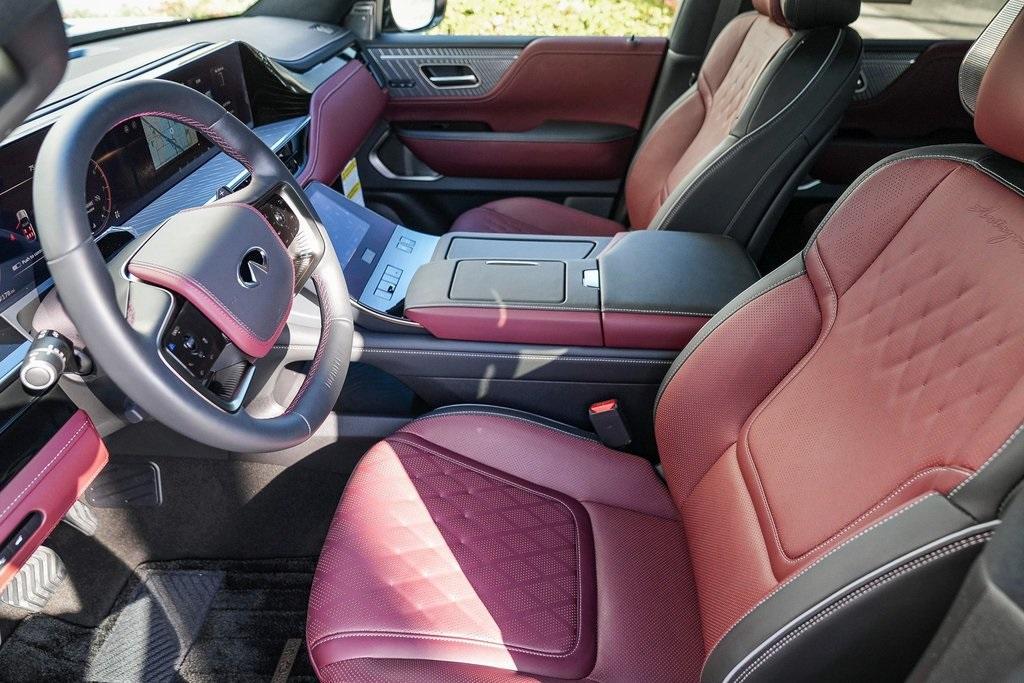 new 2025 INFINITI QX80 car, priced at $112,590