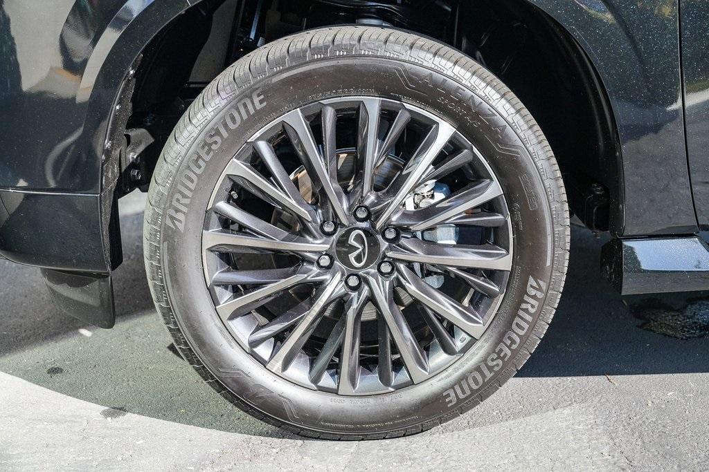 new 2025 INFINITI QX80 car, priced at $112,590