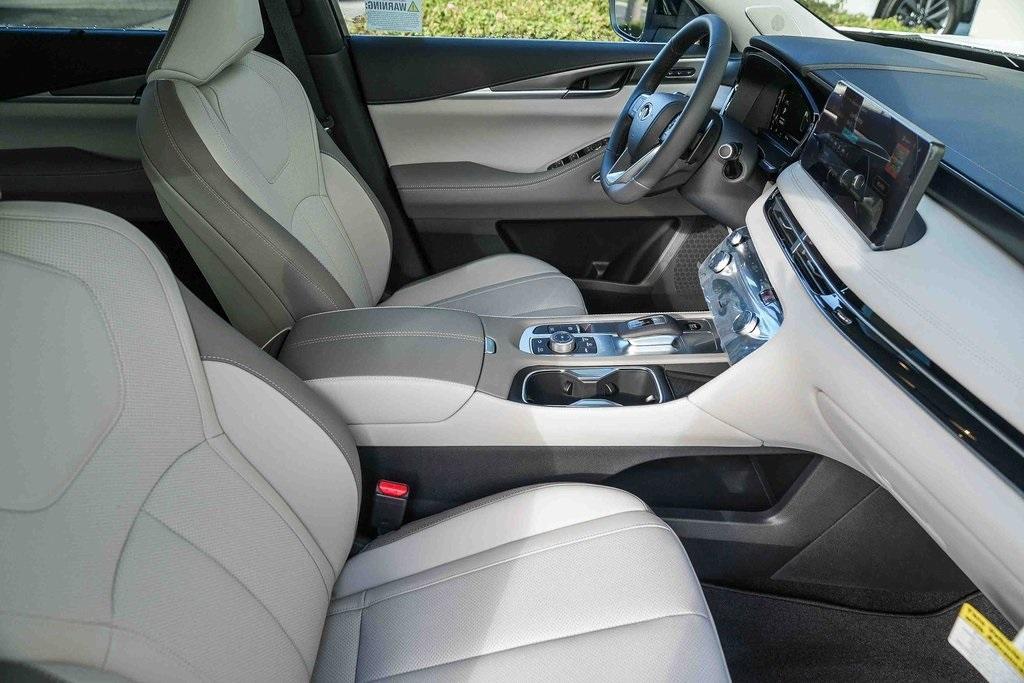 new 2026 INFINITI QX60 car, priced at $59,895