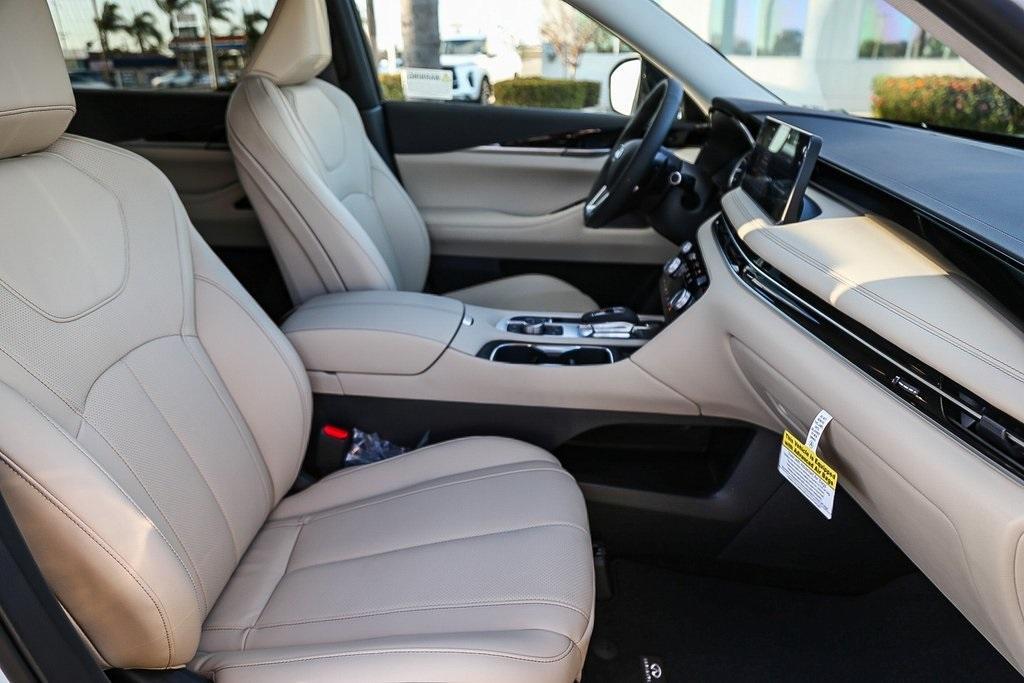 new 2025 INFINITI QX60 car, priced at $51,785