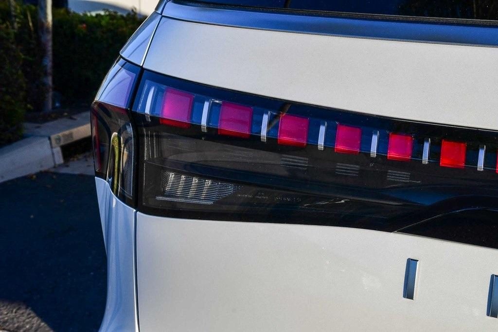 new 2026 INFINITI QX80 car, priced at $98,480