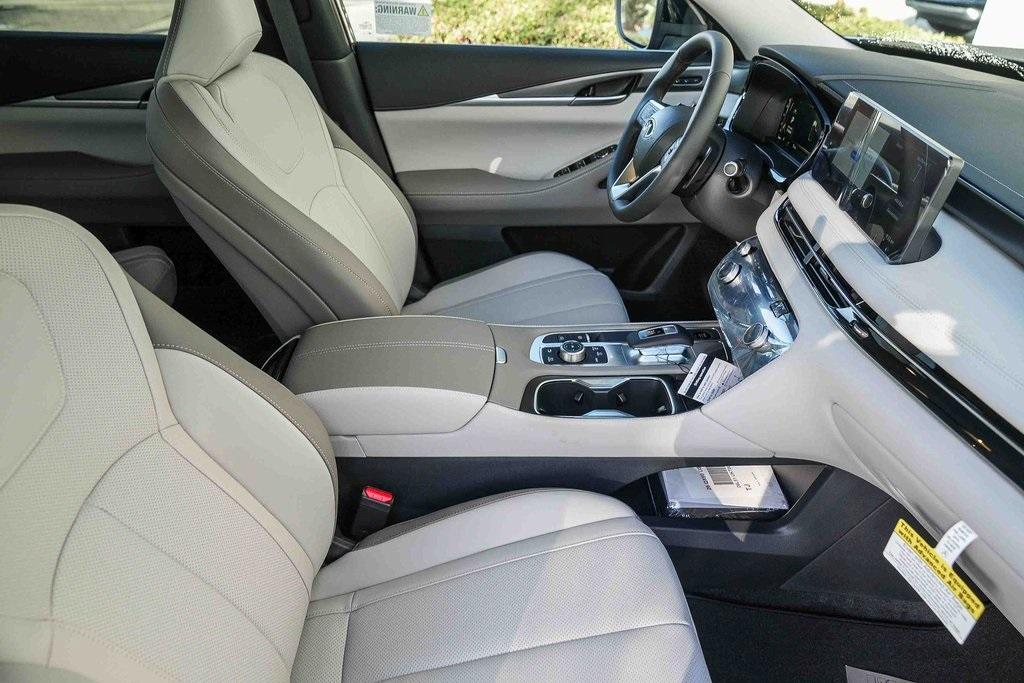 new 2026 INFINITI QX60 car, priced at $53,770