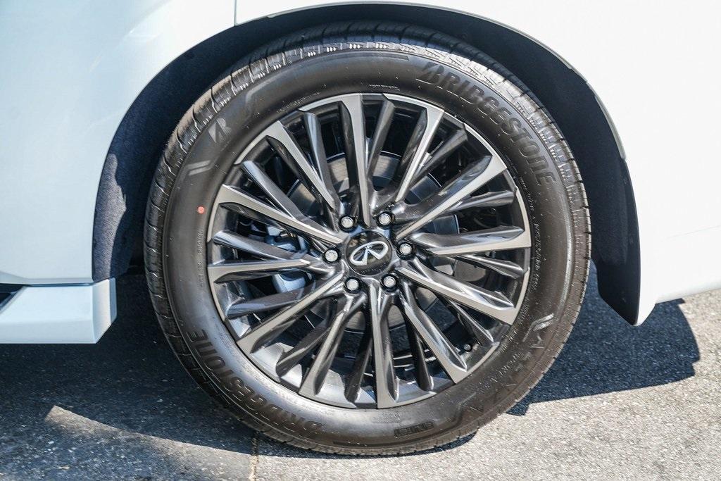 new 2026 INFINITI QX80 car, priced at $116,860