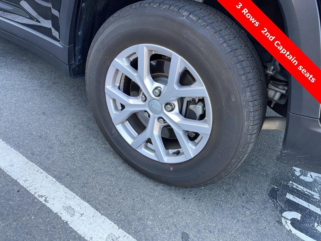 used 2022 Jeep Grand Cherokee L car, priced at $28,500