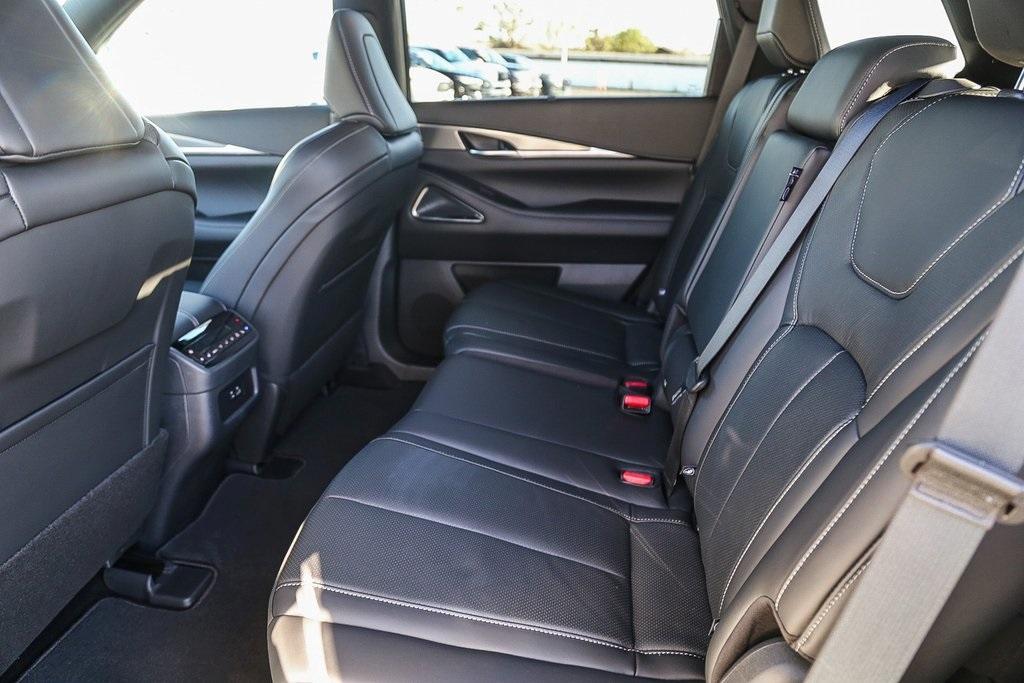 new 2025 INFINITI QX60 car, priced at $60,980