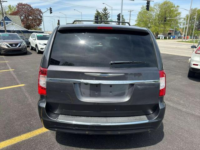 used 2015 Chrysler Town & Country car, priced at $10,400