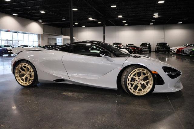 used 2025 McLaren 750S car, priced at $359,990