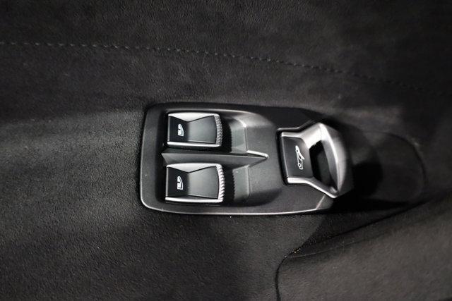 used 2025 McLaren 750S car, priced at $359,990