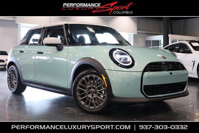used 2025 MINI Hardtop car, priced at $33,900