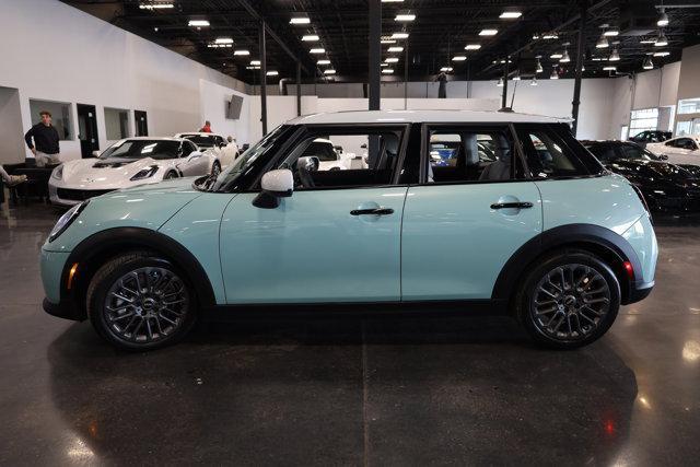 used 2025 MINI Hardtop car, priced at $33,900