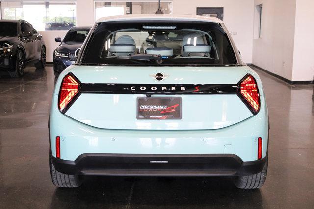 used 2025 MINI Hardtop car, priced at $33,900