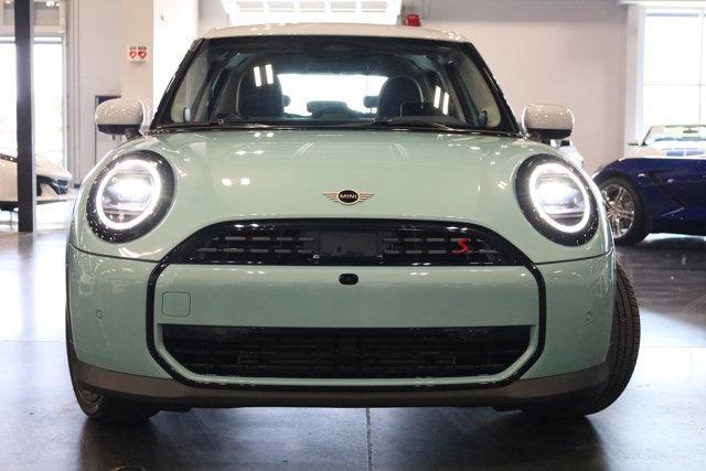 used 2025 MINI Hardtop car, priced at $33,900