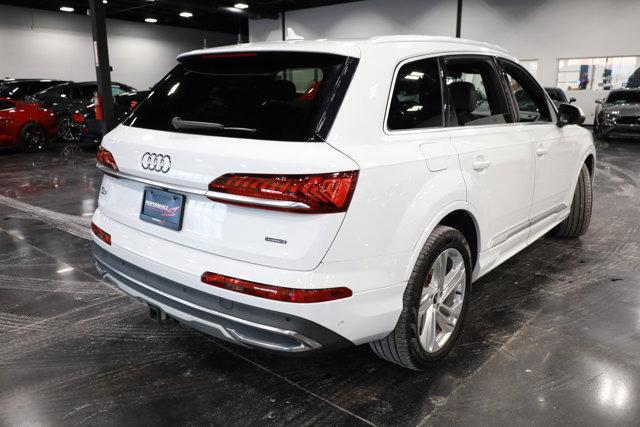 used 2021 Audi Q7 car, priced at $29,900